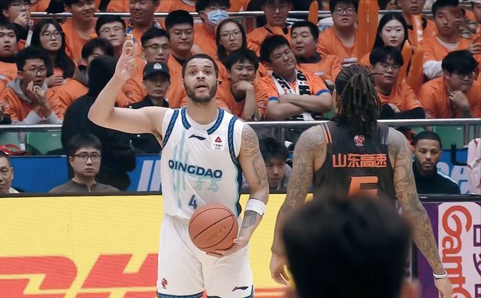 克里斯42分率队胜青岛 鲁疆德比战山东男篮战术