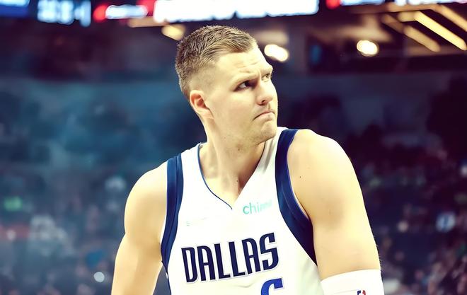 勇士附加赛惨败太阳 15分差距终结季后赛征程